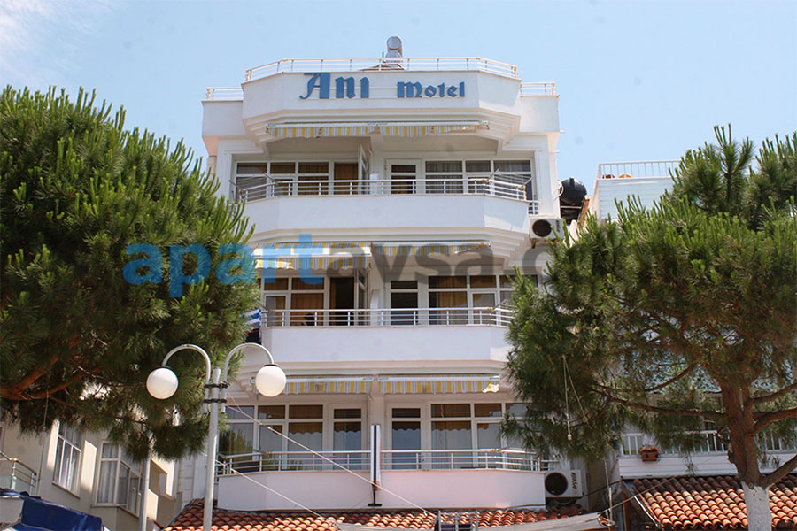 ani-motel-1