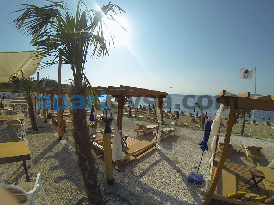 Beach of Mama