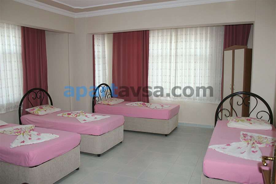 Demet Apart
