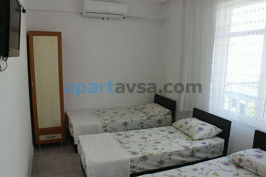 Dicle Apart