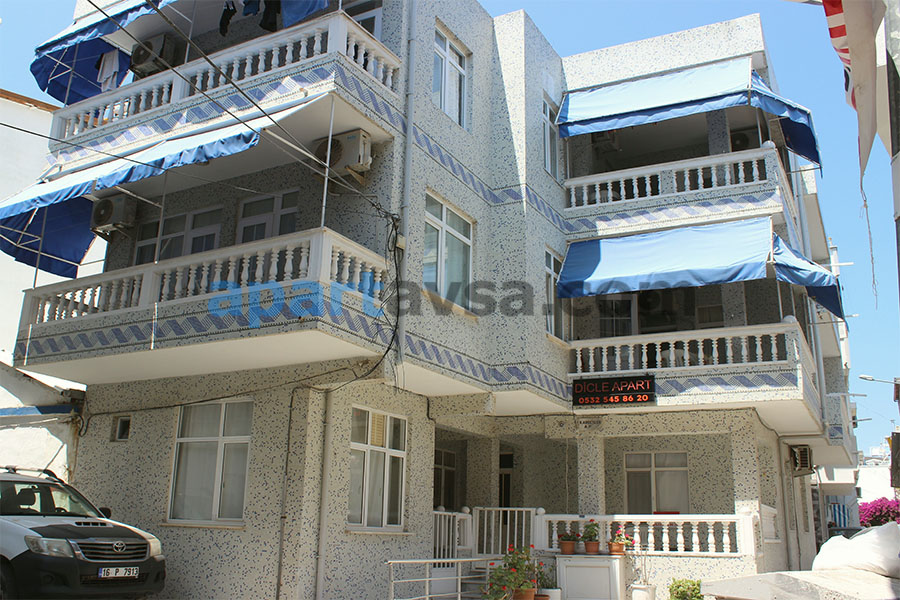 Dicle Apart