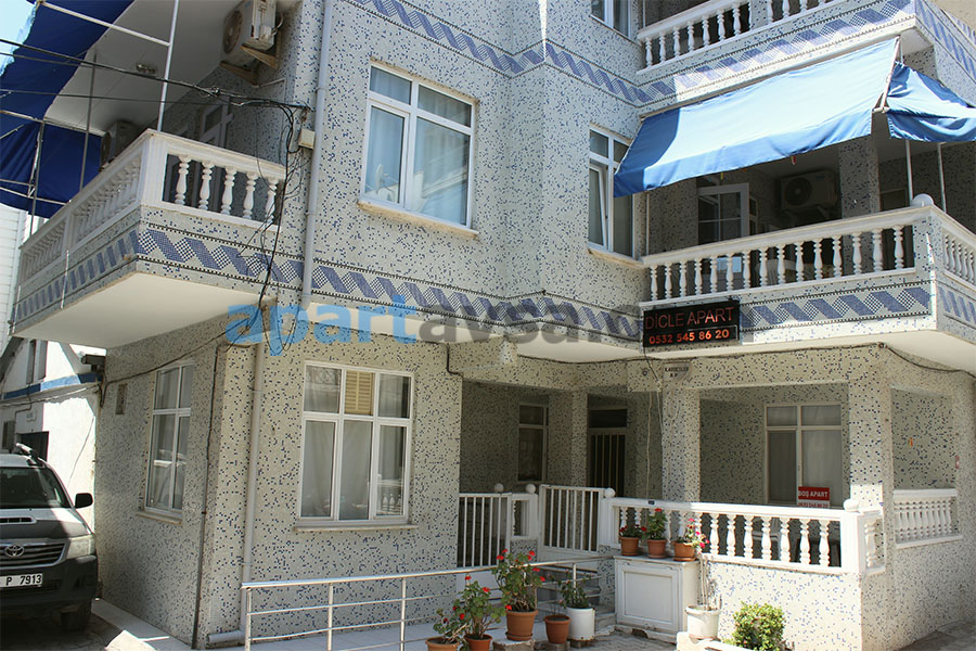 Dicle Apart