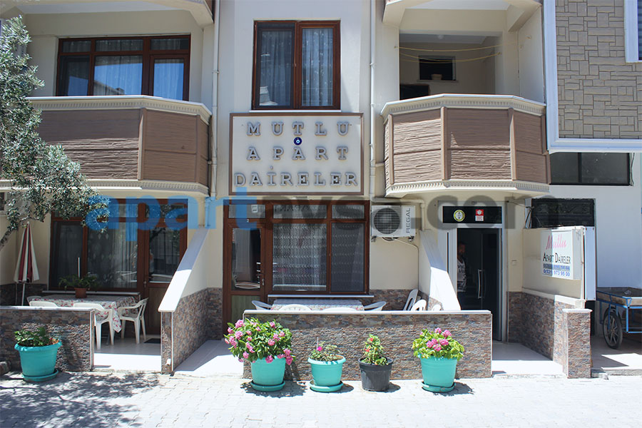 Mutlu Apart
